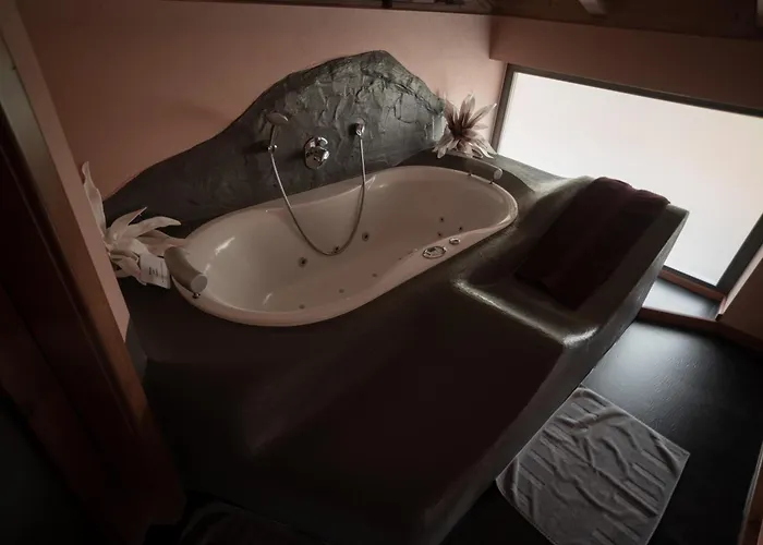 Stilvolles Chalet Mit Hauseigener Sauna & Whirlwanne
